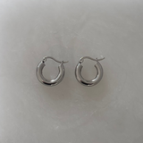 Cecelia Hoops